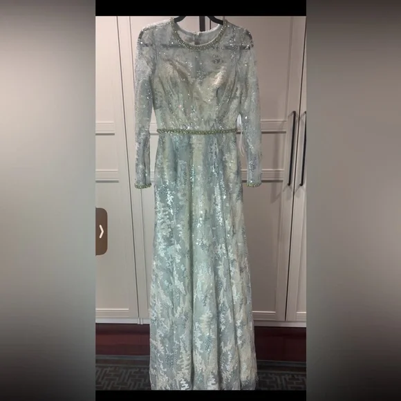 Mac Duggal gown - Picture 6 of 6